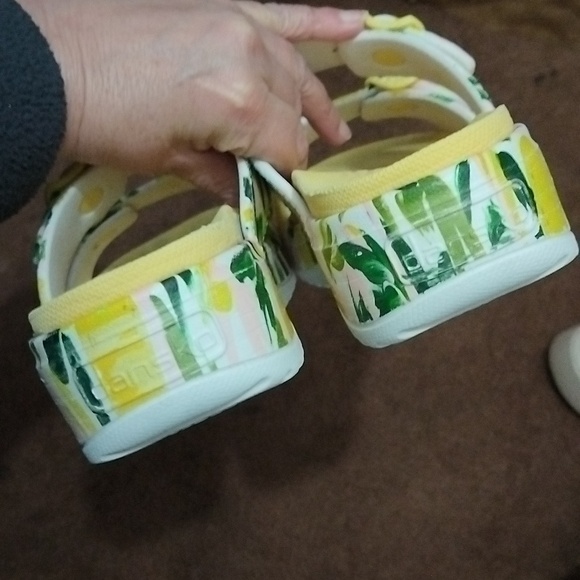 Dansko Kandi Lemon Print. Sz 41 - Picture 4 of 6